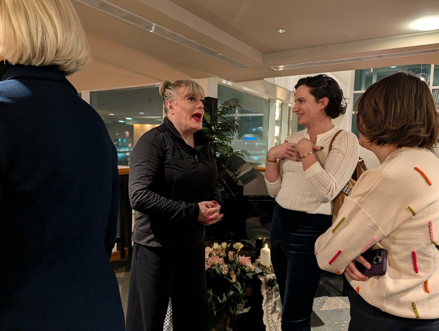 Candid photo with Suzy Eddie Izzard.